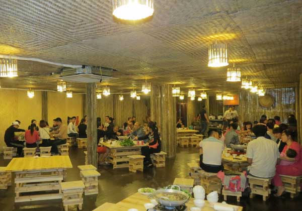 Ảnh tầng 2 nhà hàng Khám Phá Việt